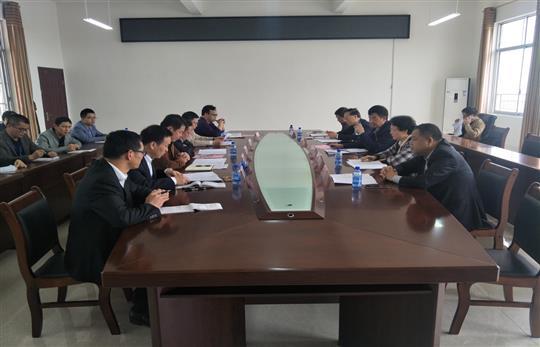 關(guān)注貧困學子成長，市政協(xié)、裕達集團赴象州開展“揚帆班”教學成果調(diào)研座談